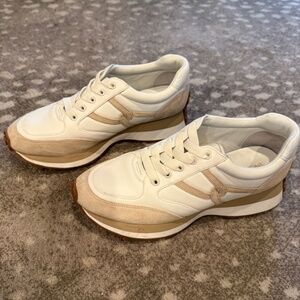 Veronica Beard Valentina Sneaker Size 10